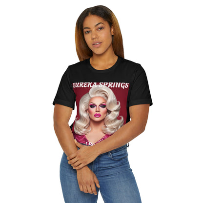 Queens! People! Love!